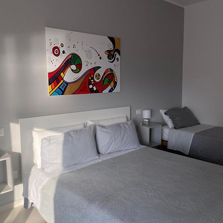 B&B La Finestra Sul Mare มิลาซโซ ภายนอก รูปภาพ