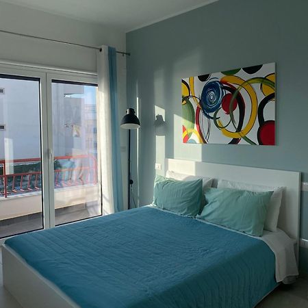 B&B La Finestra Sul Mare มิลาซโซ ภายนอก รูปภาพ
