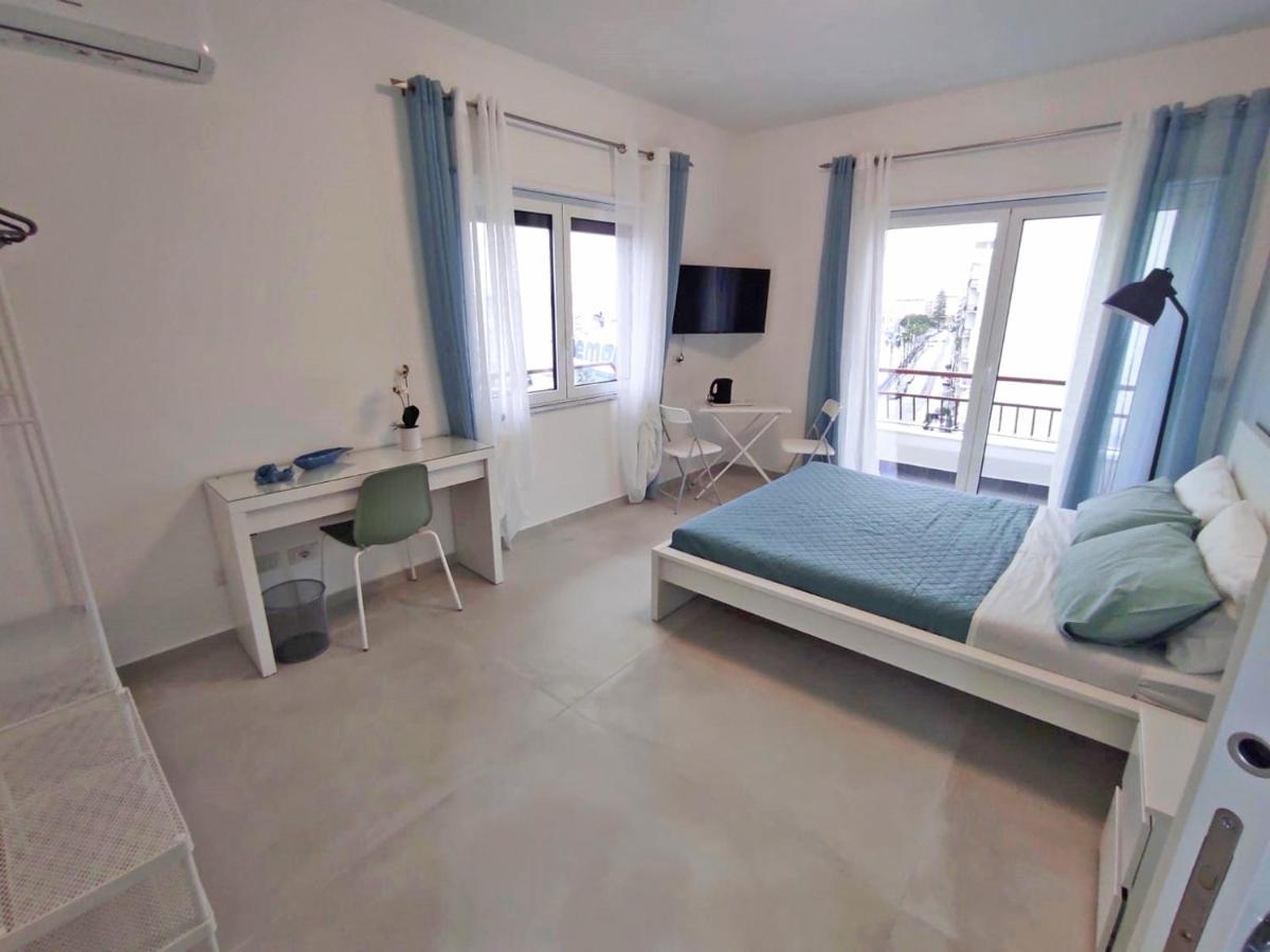 B&B La Finestra Sul Mare มิลาซโซ ภายนอก รูปภาพ