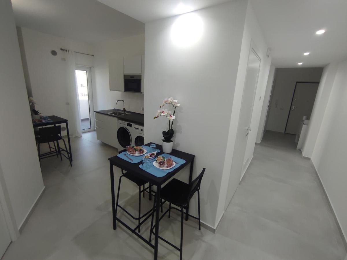B&B La Finestra Sul Mare มิลาซโซ ภายนอก รูปภาพ