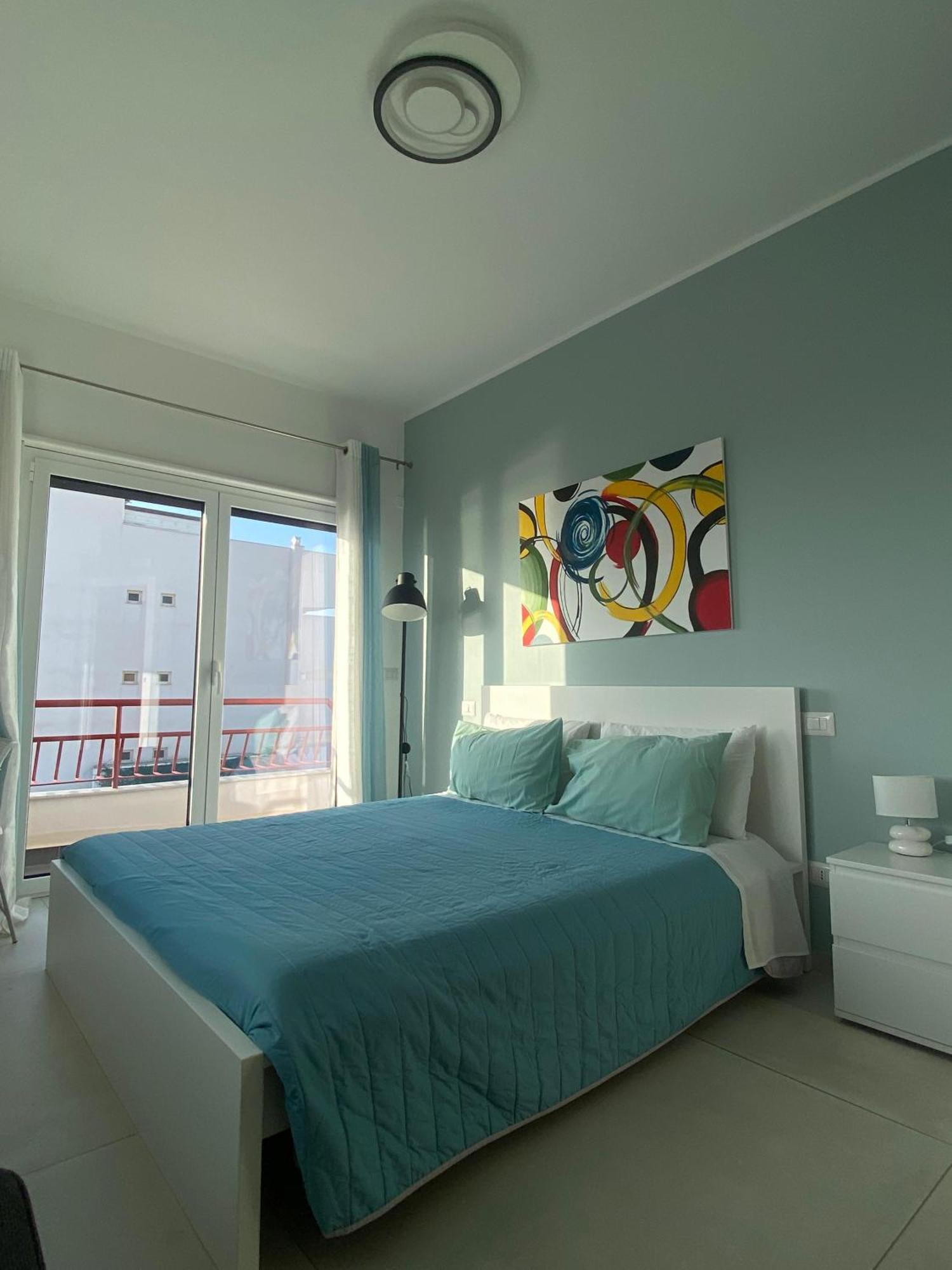 B&B La Finestra Sul Mare มิลาซโซ ภายนอก รูปภาพ